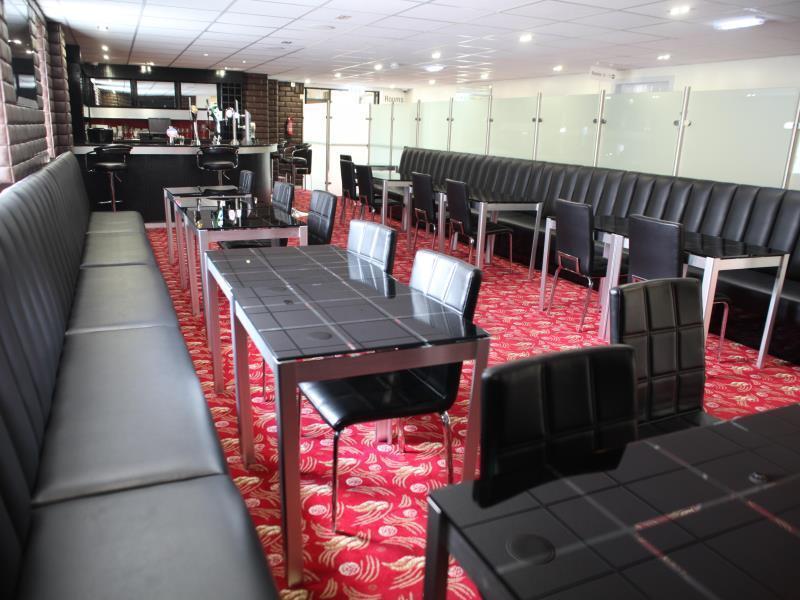 הודרספילד Cambridge Hotel מראה חיצוני תמונה