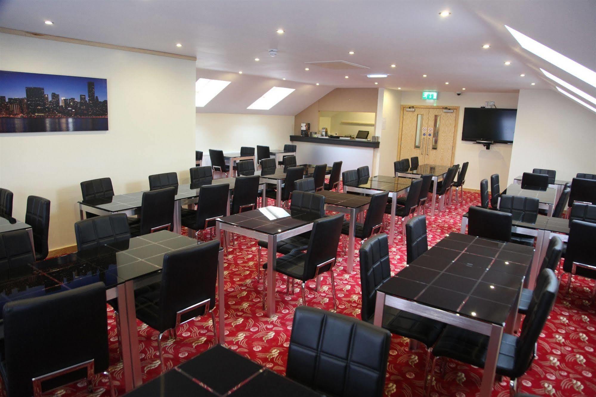 הודרספילד Cambridge Hotel מראה חיצוני תמונה